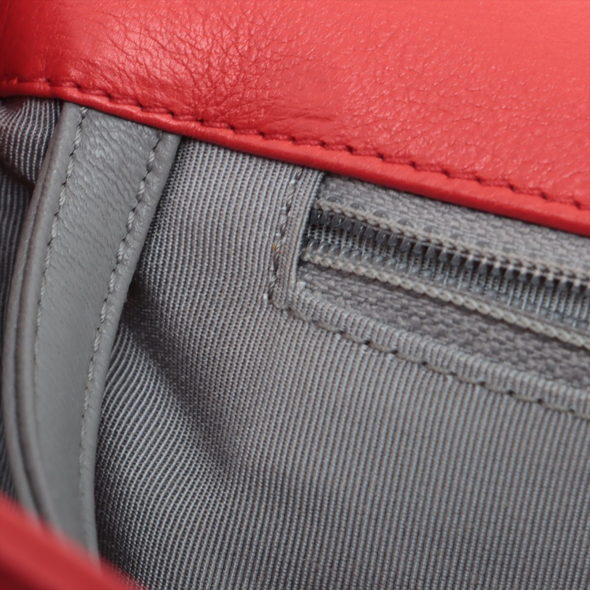 High Quality Chanel Boy Large Matelasse Lambskin Chain Shoulder Bag Red