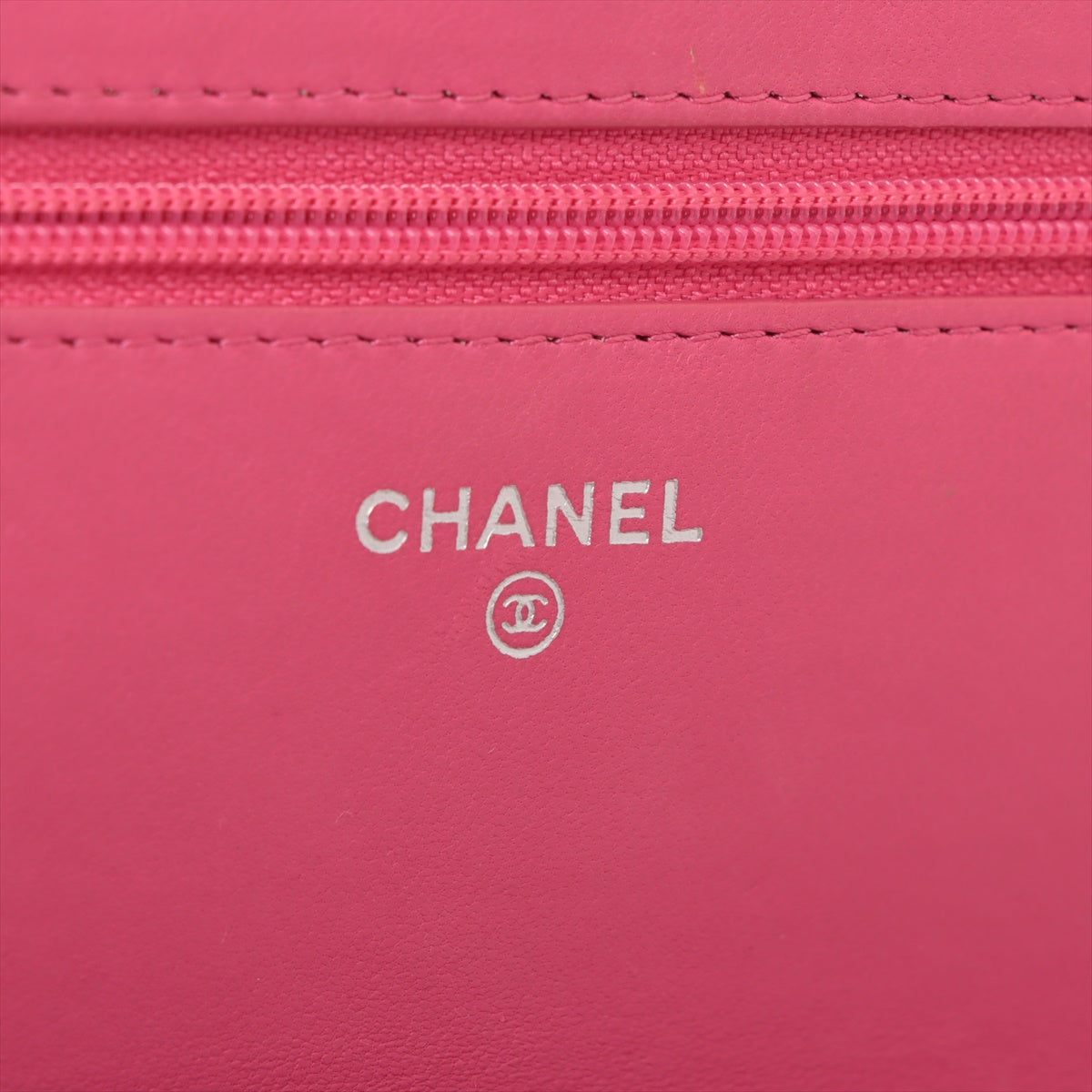 Luxury Buy Second Hand Chanel CC Logo Matelasse Lambskin Chain Wallet Bag Pink