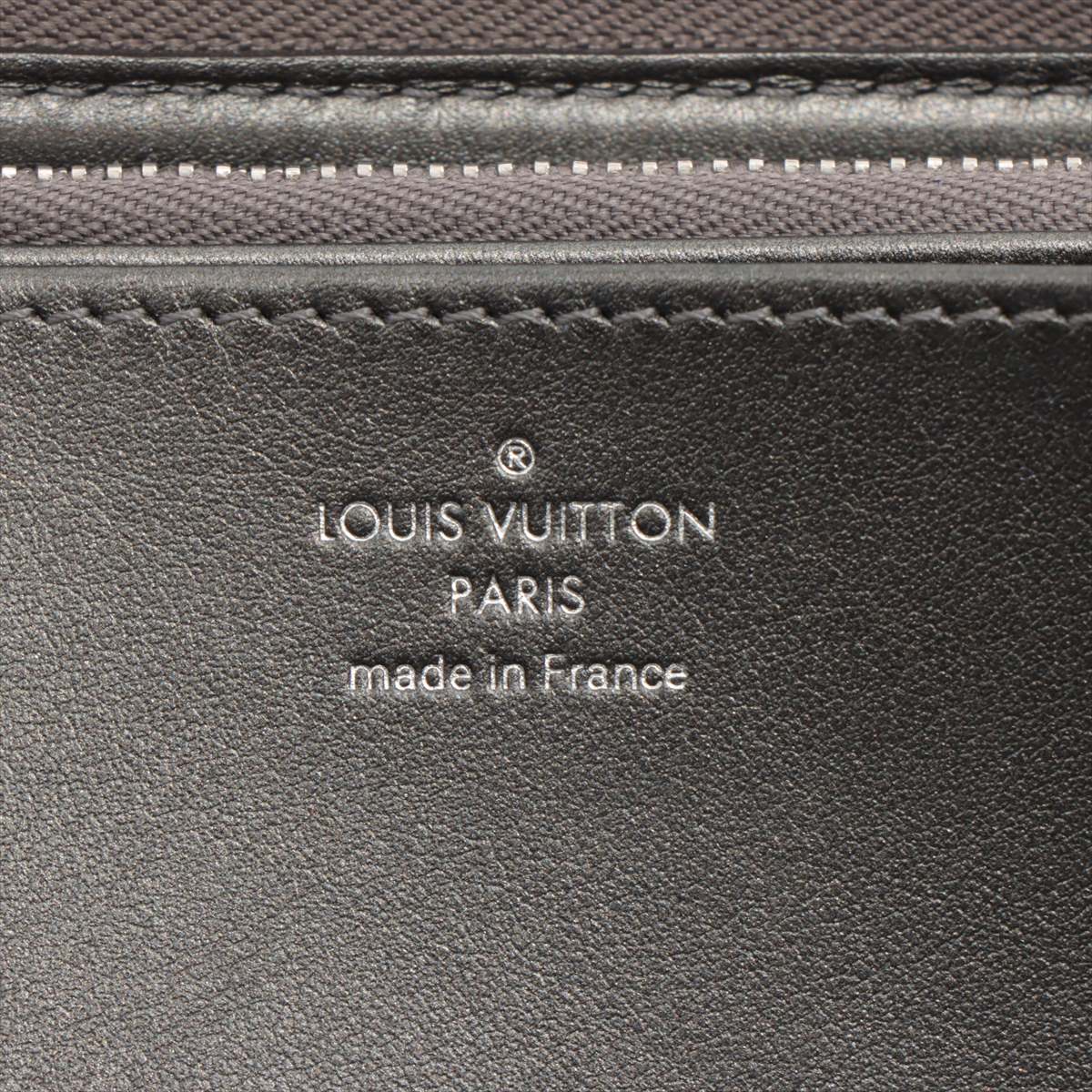 Louis Vuitton Monogram Emboss Zippy Wallet Black * PREORDER *