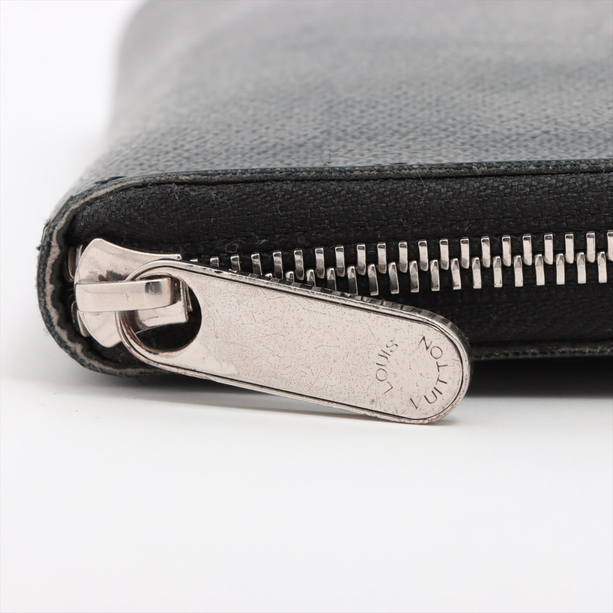 Louis Vuitton Damier Graphite Organizer Zippy Wallet