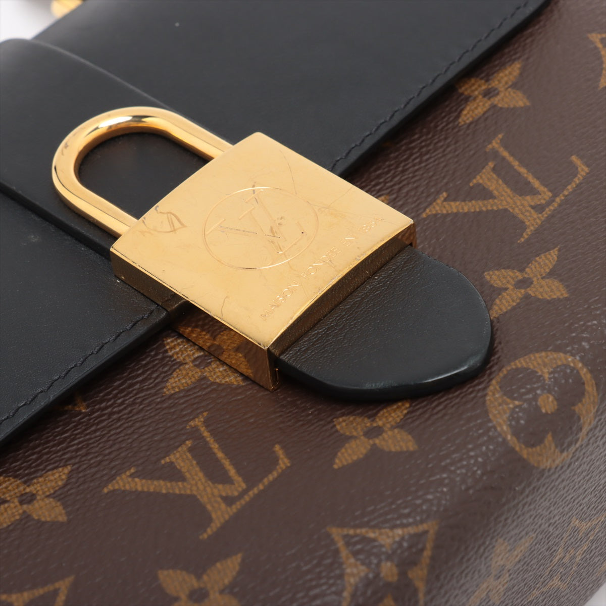 Louis Vuitton Monogram Locky BB Shoulder Bag * PREORDER *