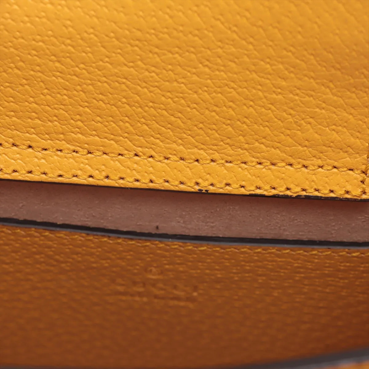 #1 Second Hand Buy Second Hand Gucci GG Logo Bamboo Diana Leather Small Tote Bag Yellow