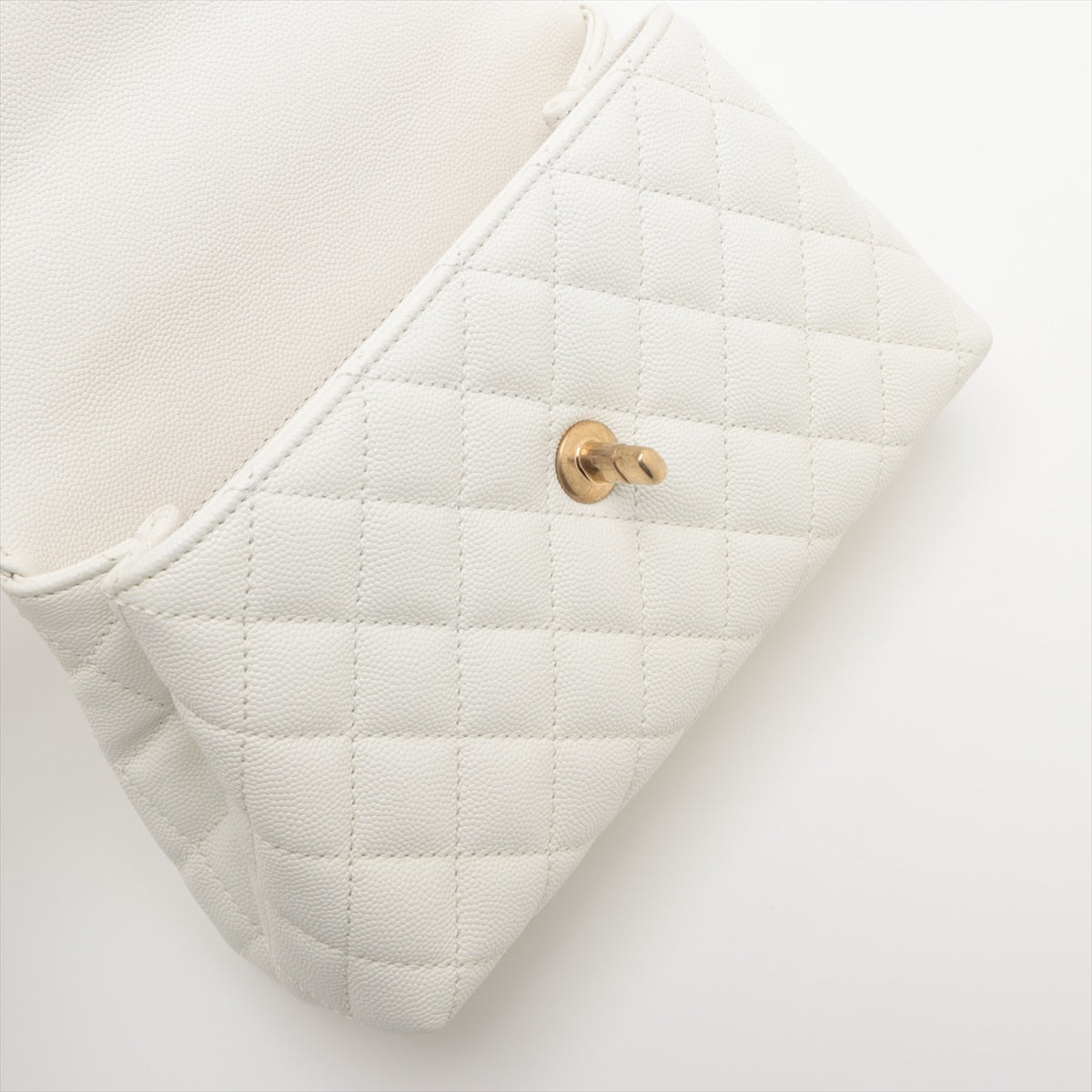 Chanel CC Logo 24 XS  Caviar Skin Chain Shoulder Bag White * PREORDER *