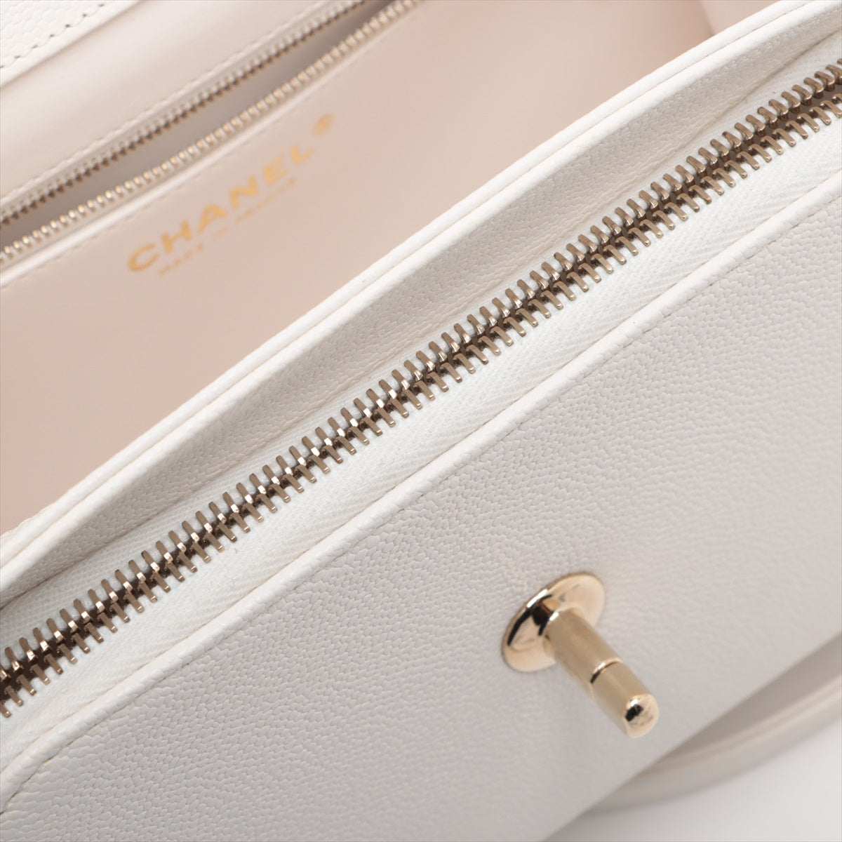 Chanel CC Logo Business Affinity Medium Matelasse Caviar Skin Chain Shoulder Bag White * PREORDER *