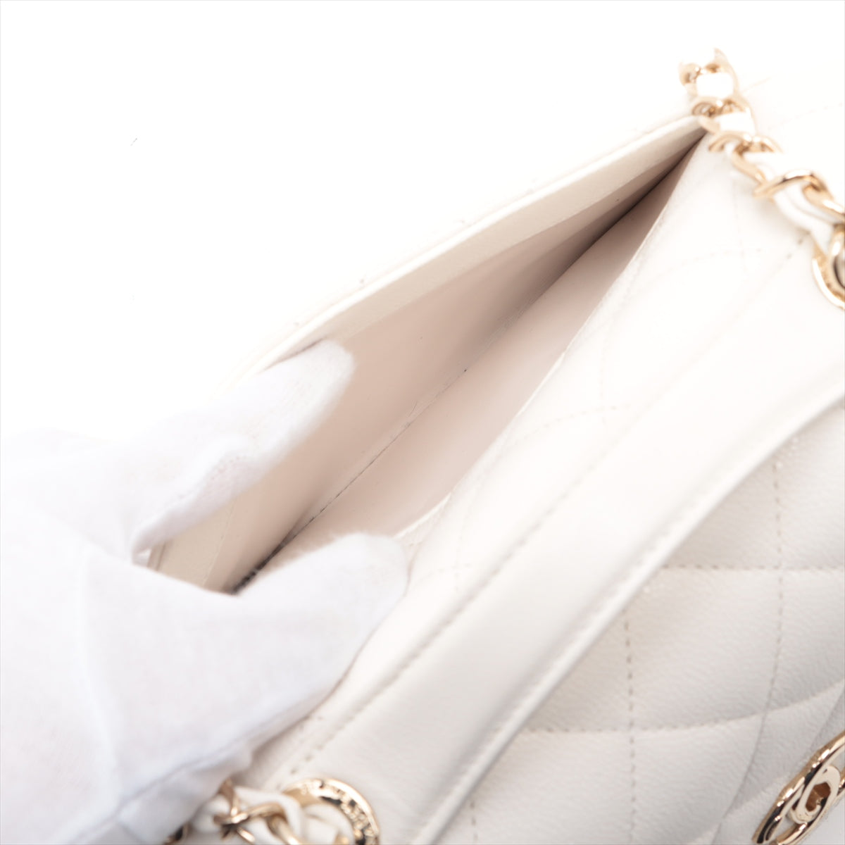 Chanel CC Logo Business Affinity Medium Matelasse Caviar Skin Chain Shoulder Bag White * PREORDER *