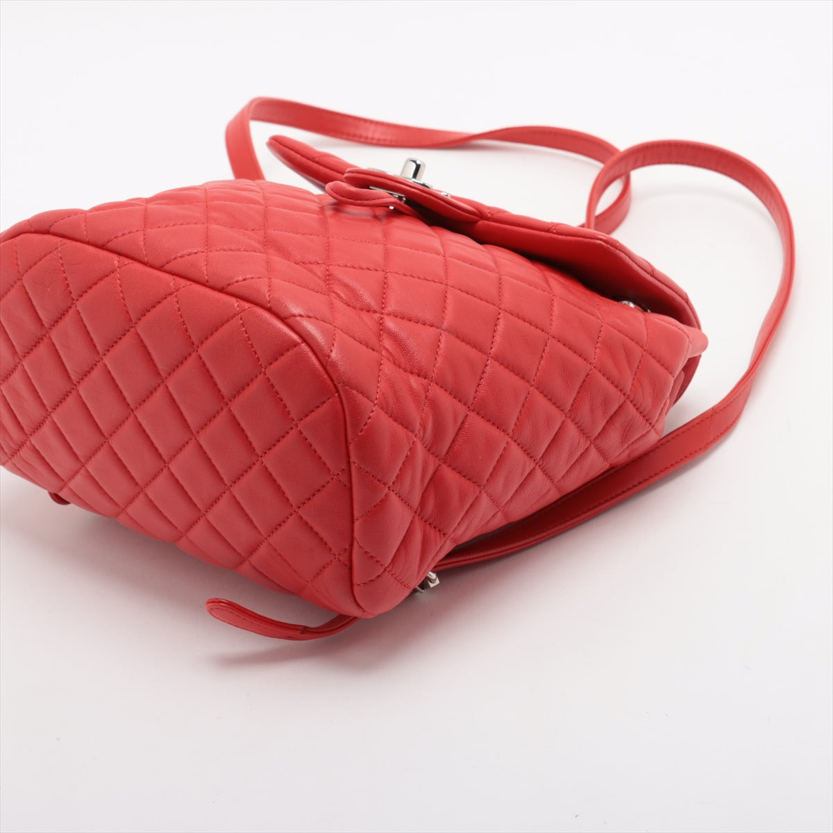 Chanel CC Logo Matelasse Lambskin Chain Drawstring Backpack Red * PREORDER *