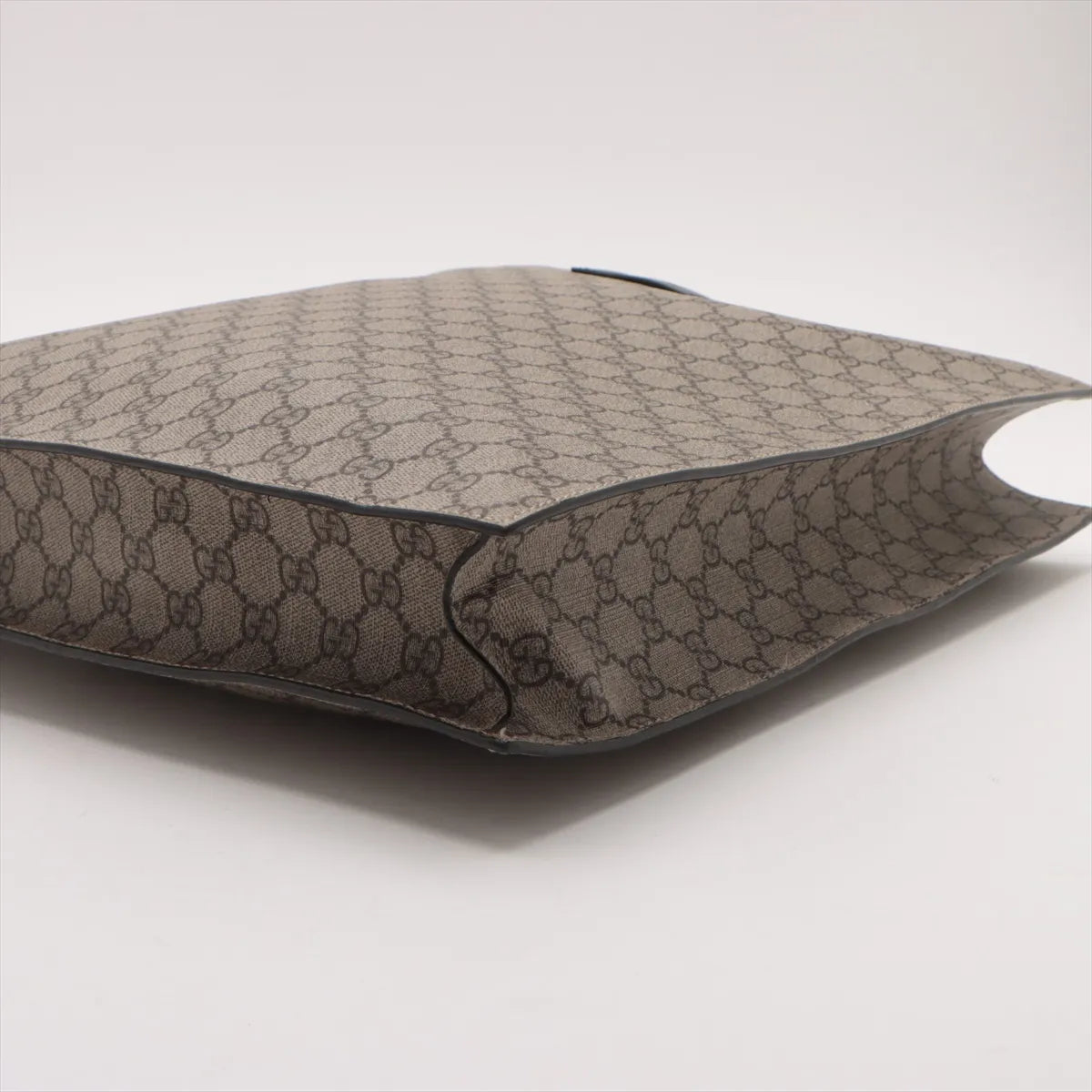 Buy Buy Second Hand Gucci GG Supreme Leather Two-Way Shopper Bag Brown