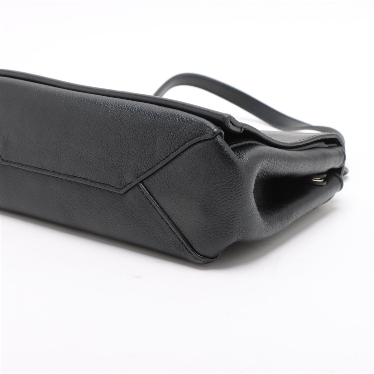 Louis Vuitton LV Logo Lockme II BB Shoulder Bag Black