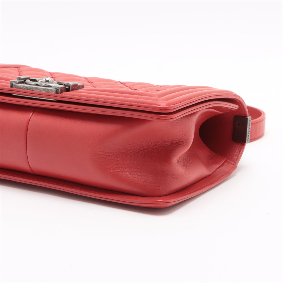 Chanel Boy Chanel 25 Matelasse Leather Chain Shoulder Bag Red * PREORDER *