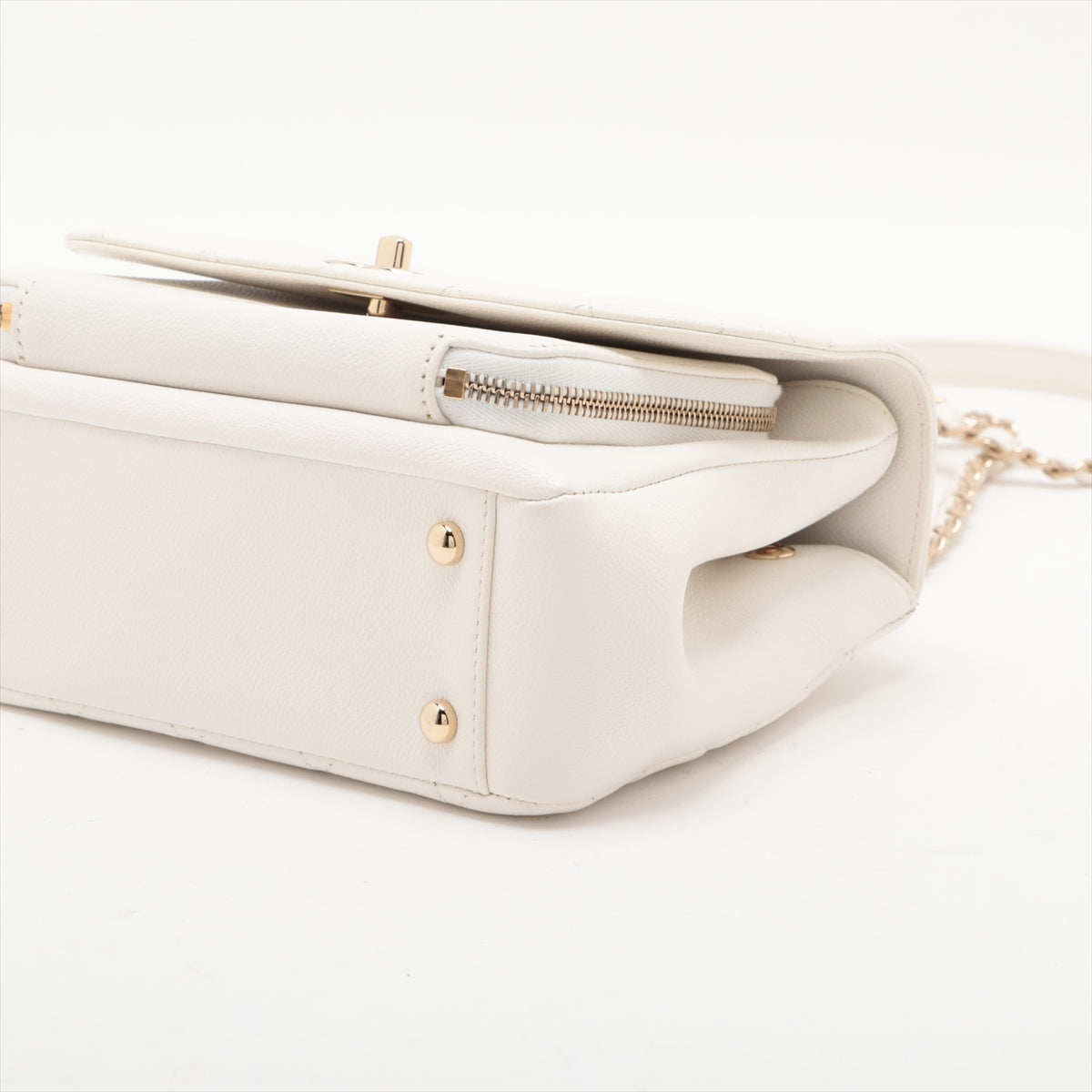 Chanel CC Logo Business Affinity Medium Matelasse Caviar Skin Chain Shoulder Bag White * PREORDER *