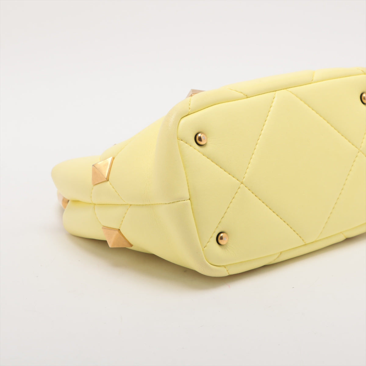 Valentino Garavani Roman Stud Leather Shoulder Bag Yellow * PREORDER *