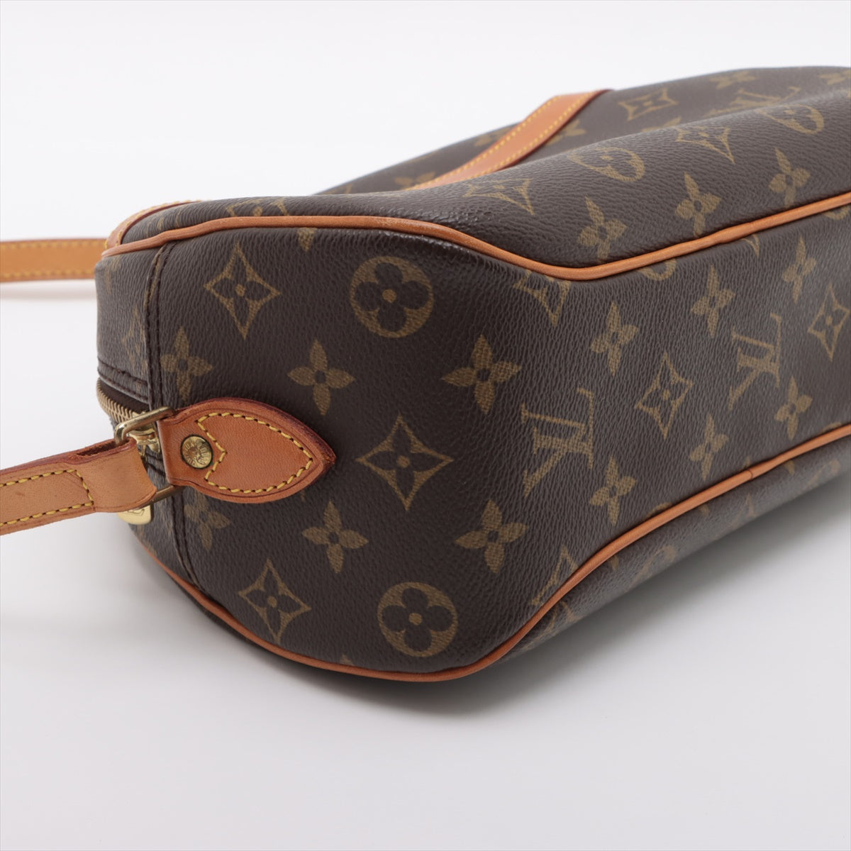 Louis Vuitton Monogram Blois Shoulder Bag * PREORDER *
