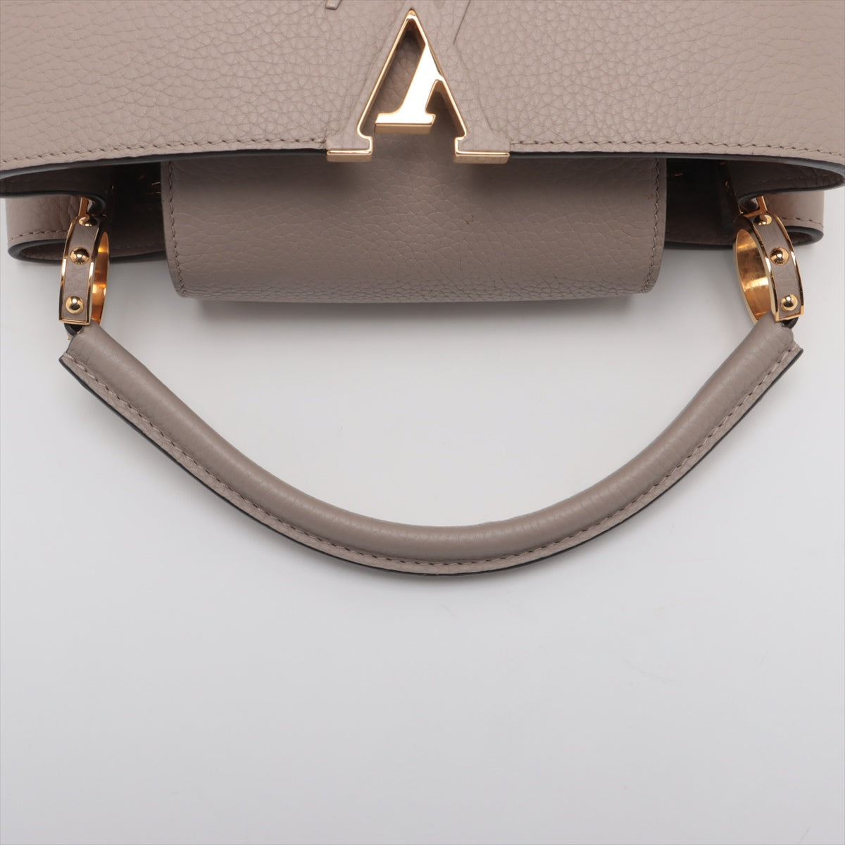 Louis Vuitton Capucines MM Galet