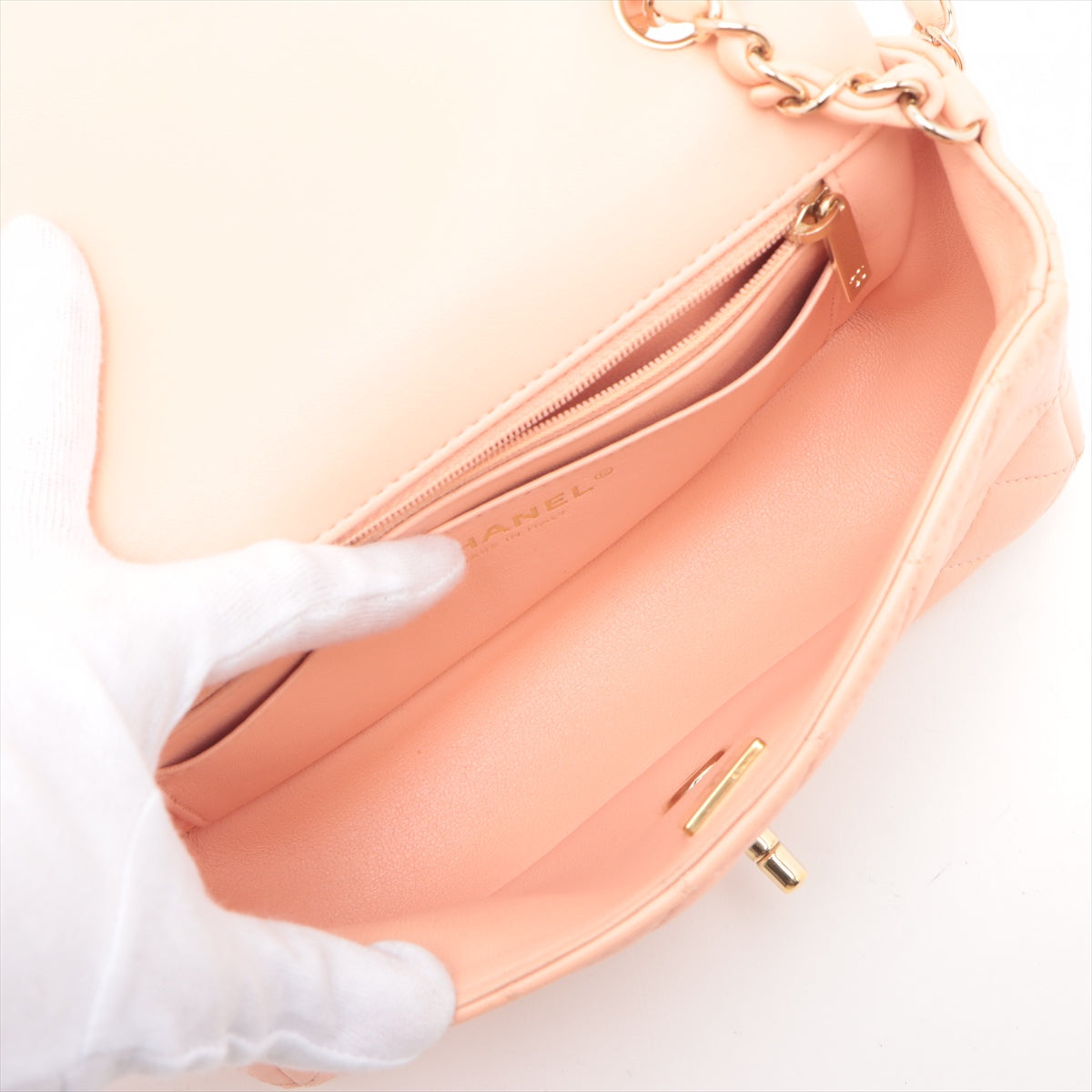 Chanel CC Logo Mini Matelasse 20 Lambskin Single Flap Single Chain Bag Salmon Peach * PREORDER *