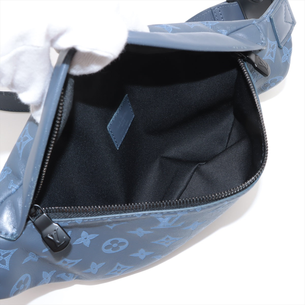 Louis Vuitton Monogram Shadow Discovery Bumbag PM Blue * PREORDER *