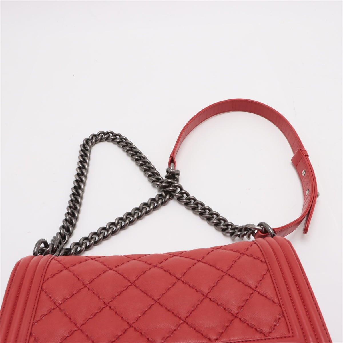 Chanel Boy Chanel 25 Matelasse Leather Chain Shoulder Bag Red * PREORDER *