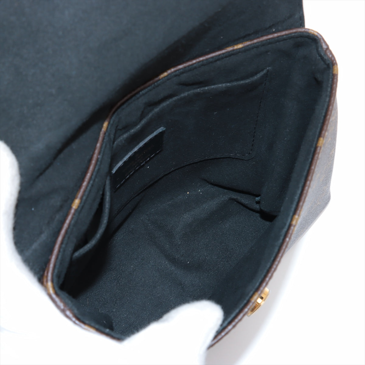 Louis Vuitton Monogram Locky BB Shoulder Bag * PREORDER *