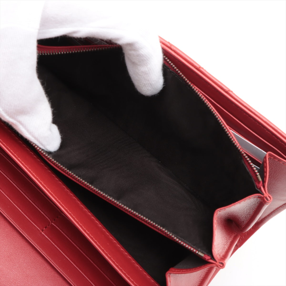 Designer Buy Second Hand Gucci GG Marmont Leather Chain Wallet Bag Red