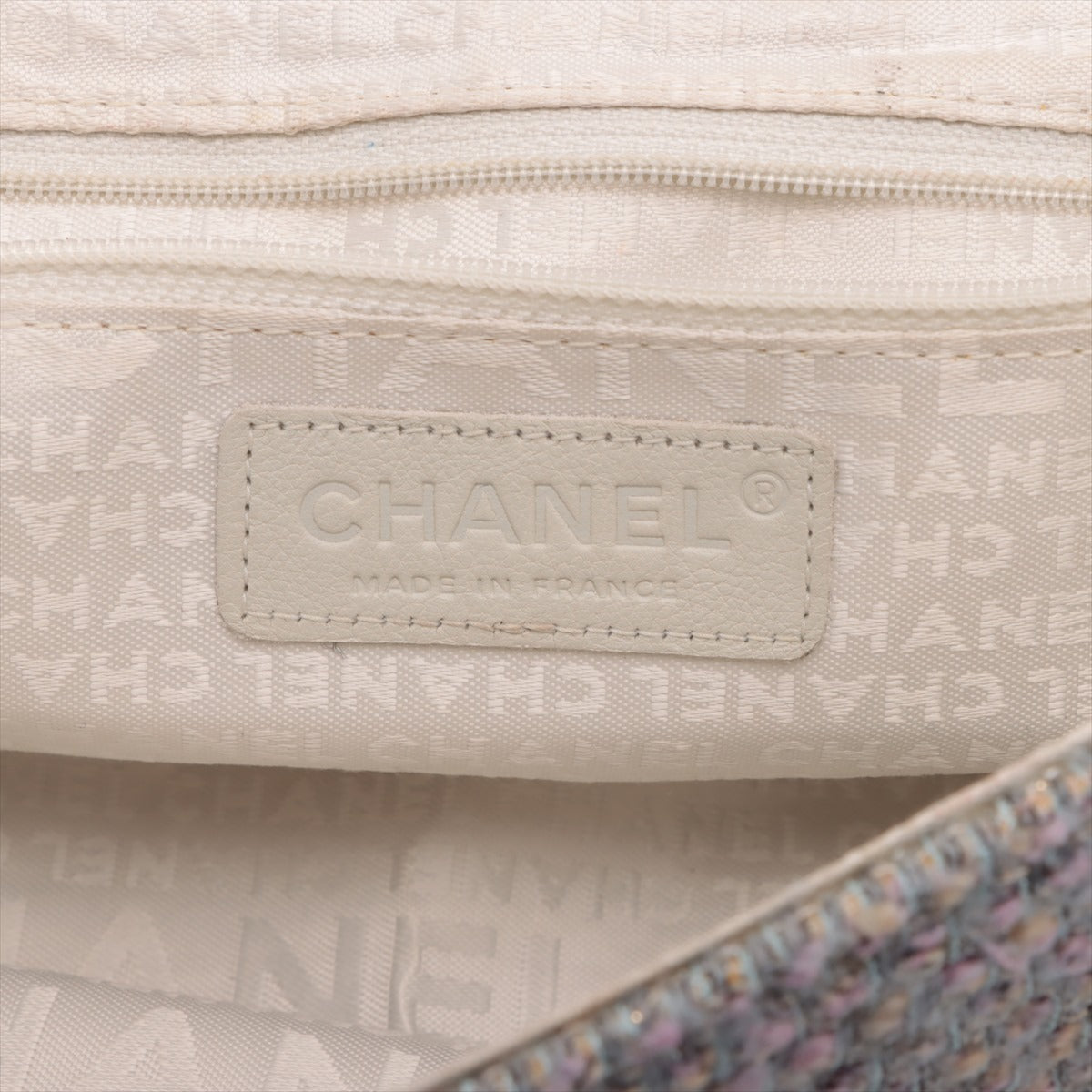 Chanel CC Logo Tweed Chain Shoulder Bag Gray * PREORDER *