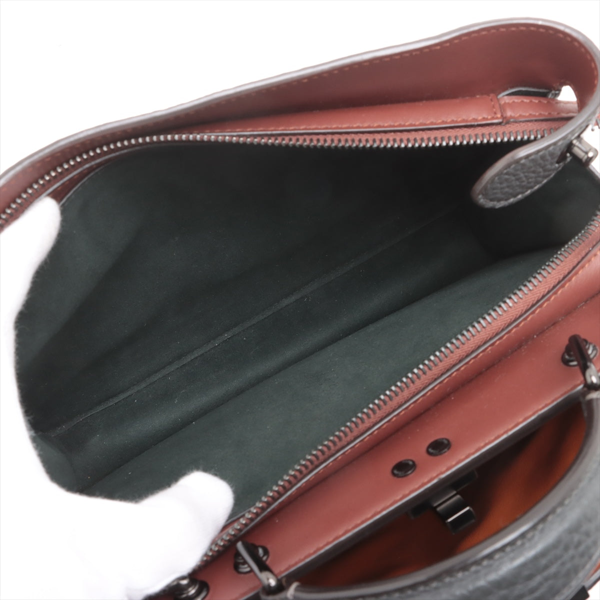Quality Fendi Peekaboo ISeeU Small Leather Two-Way Handbag Black