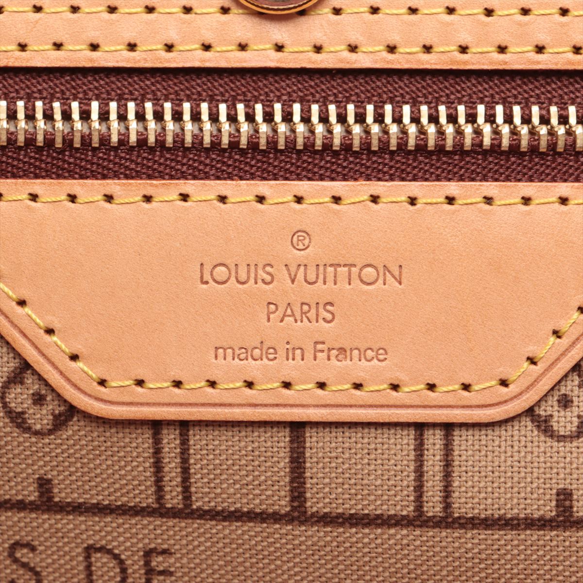 Louis Vuitton Monogram Neverfull PM  * PREORDER *