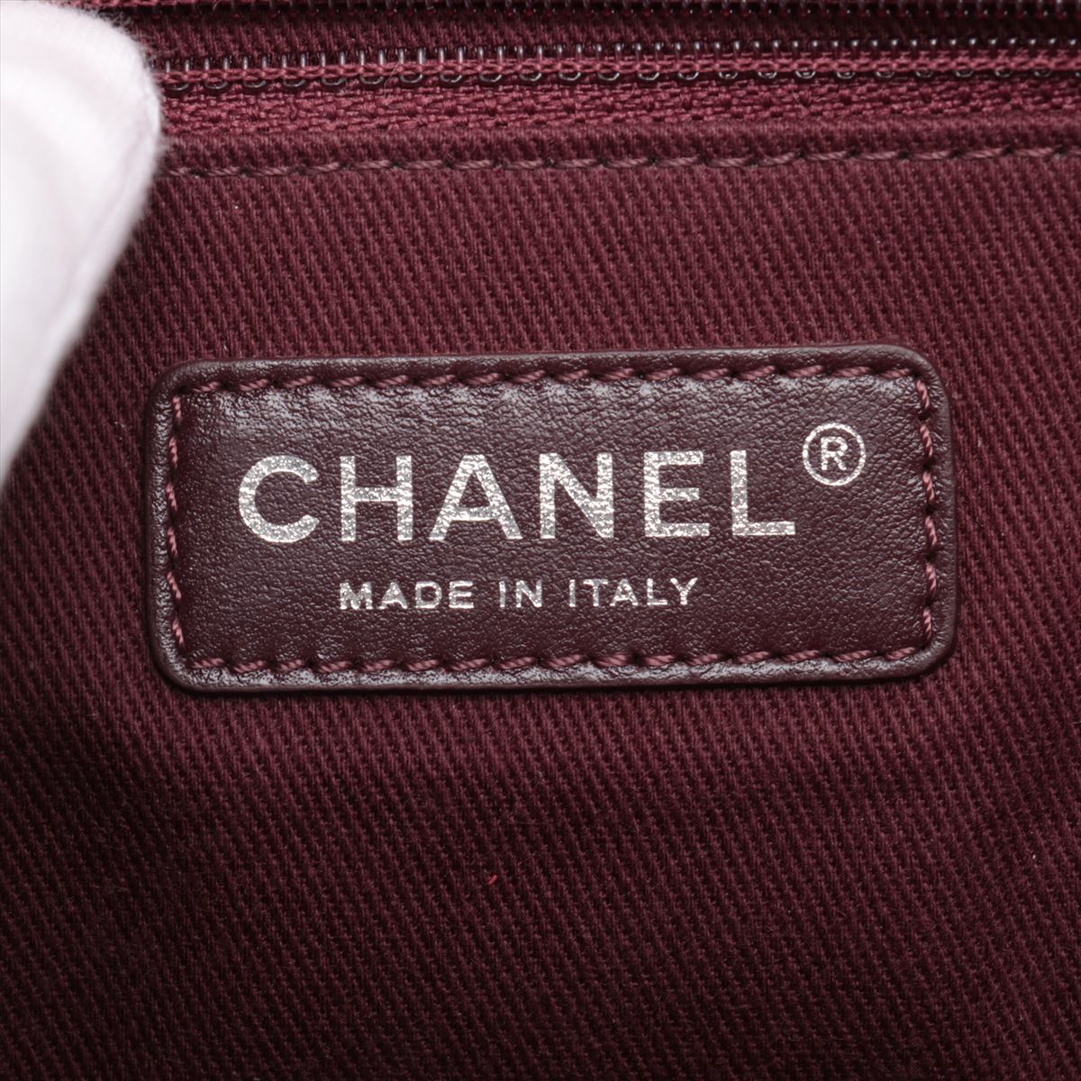 Quality Chanel Vintage CC Logo Matelasse Calf Chain Around Shoulder Bag Red 